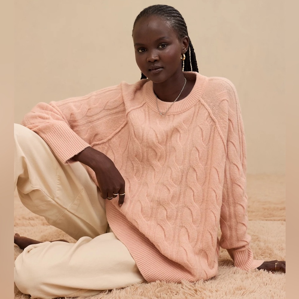 NWT Aerie unREAL Cable Crew Sweater